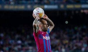 Dani Alves anuncia que deja el FC Barcelona