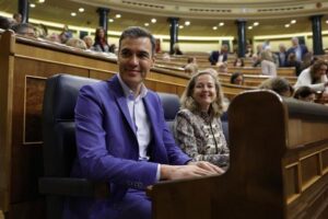 Pedro Sánchez: "Hay que proteger las rentas de la clase media y trabajadora de este país"