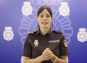 La Policía Nacional junto a Confianza Online y Airbnb alertan para evitar el fraude ante estafas en alquileres vacacionales