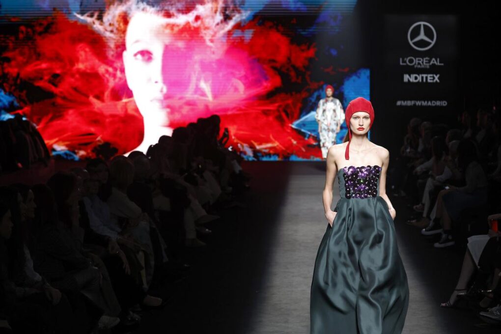 MBFWMadrid clausura su edición más exitosa con un impacto digital récord y desfiles destacados