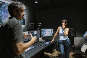 Elma Saiz Destaca la Importancia Creciente del Sector Audiovisual en España