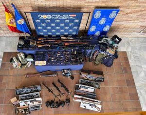 La Policía Nacional desmantela una red de armas en Málaga