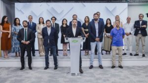 Santiago Abascal Anuncia Retiro de Apoyo a Gobiernos del PP por Política Migratoria