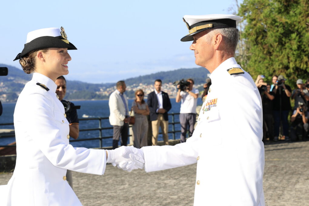 La Princesa de Asturias Inicia su Formación Naval en la Escuela Naval Militar de Marín