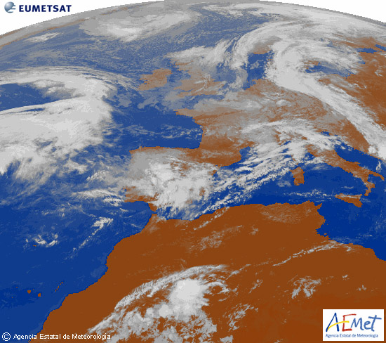 La borrasca Aitor deja fuertes lluvias, vientos y oleaje en el noroeste de España