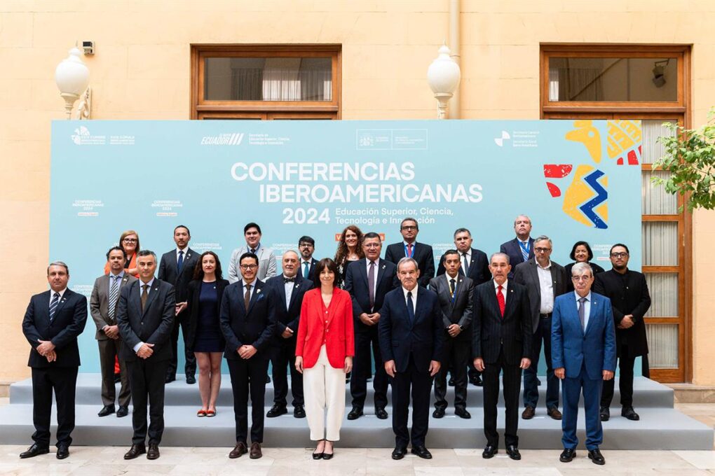 Acuerdo histórico en Iberoamérica para reconocer títulos universitarios y potenciar la educación digital