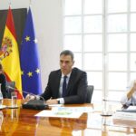 Gobierno decreta tres días de luto nacional por víctimas de la DANA en el sureste de España