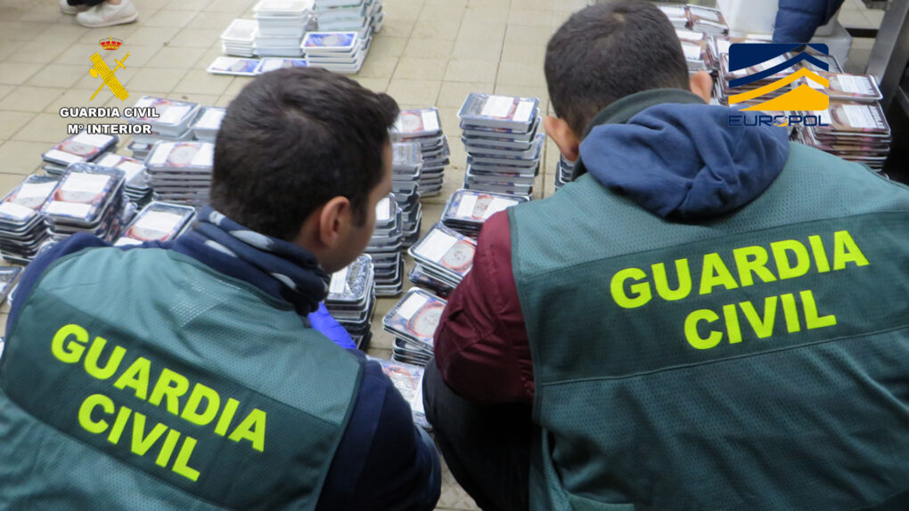 Comercio ilegal de anguila europea: detenciones en Guipúzcoa, Madrid y Badajoz