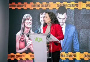 VOX denuncia a Begoña Gómez y altos cargos por malversación, tráfico de influencias y prevaricación