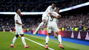 El Madrid suma tres puntos clave en LaLiga con goles de Mbappé y Vini Jr