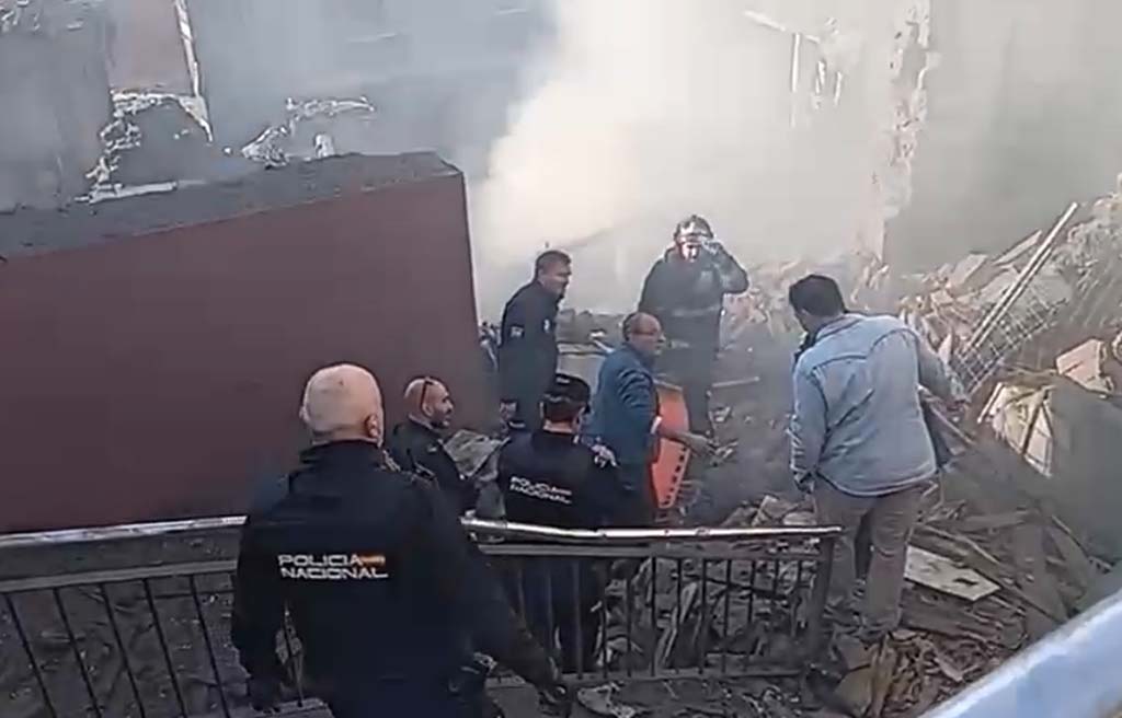 Tragedia en Mieres: una fuerte explosión de gas derrumba un edificio y deja 17 heridos